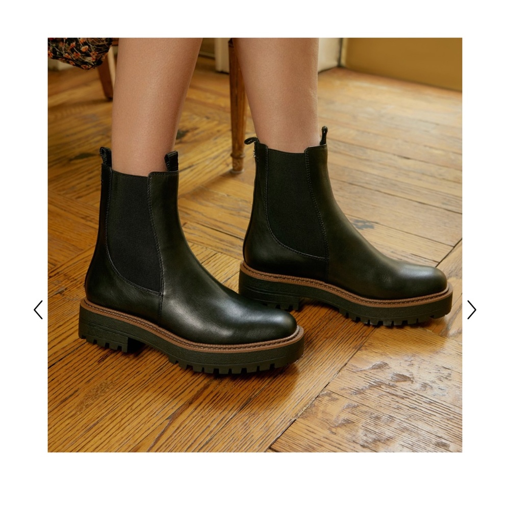 Sam Edelman LAGUNA CHELSEA BOOT size 9